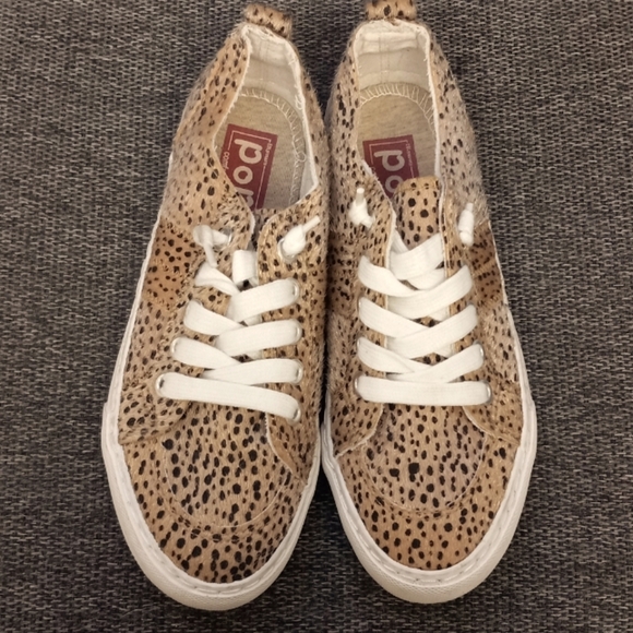 Pop Declan Leopard Sneakers. Regular Women Size 7. - Picture 3 of 6